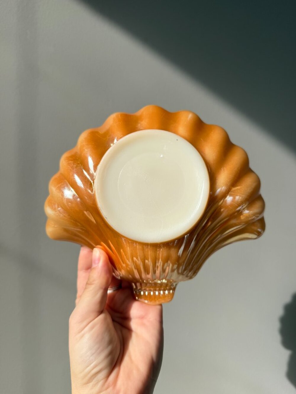 3/$30 🌟 Vintage Orange Fire King Lustreware Shell Dish - Picture 8 of 9